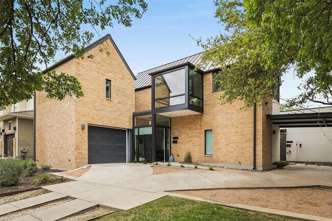 property at 2012 Arpdale St