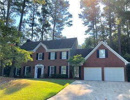11175 Linbrook Ln in Duluth, GA - Building Photo