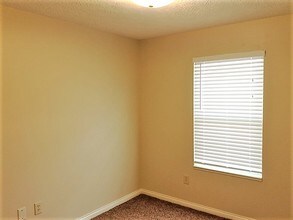 1030 Shadowridge Dr in Elsmere, KY - Building Photo - Building Photo