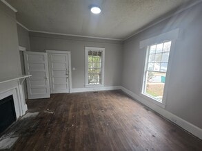 230 Reynolds Ave in Greenwood, SC - Building Photo - Building Photo