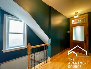 2120 N Sawyer Ave in Chicago, IL - Building Photo - Building Photo