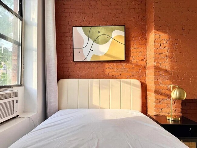 Nice room in a good neighborhood, Unit 4 in New York, NY - Foto de edificio - Building Photo