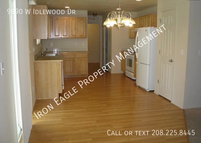 9690 W Idlewood Dr in Boise, ID - Building Photo - Building Photo