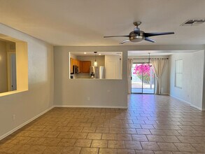 15672 W Port Au Prince Ln in Surprise, AZ - Building Photo - Building Photo
