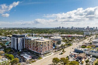Oaklyn in Oakland Park, FL - Foto de edificio - Building Photo