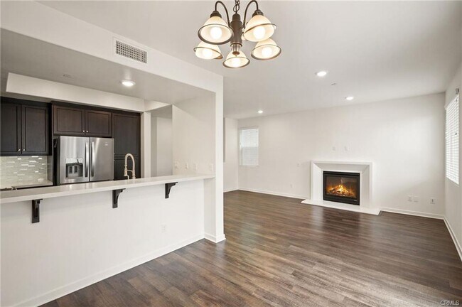 8258 Haven Ln in Los Angeles, CA - Building Photo - Building Photo