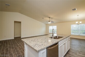 2704 23rd St W in Lehigh Acres, FL - Building Photo - Building Photo