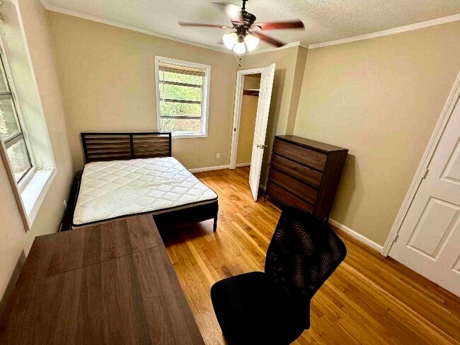 property at 1962 Maple Dr