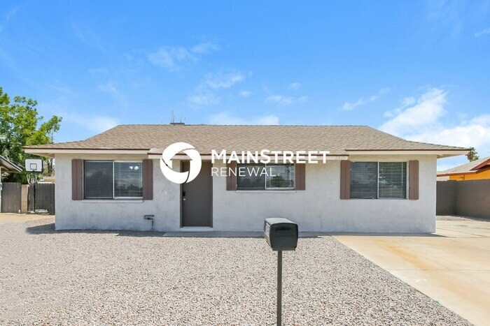 2429 E Covina St in Mesa, AZ - Building Photo