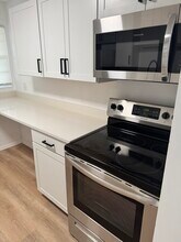 171 S Broadway, Unit 2 in Lantana, FL - Building Photo - Building Photo