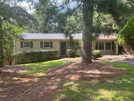 120 Sherwood Dr in Athens, GA - Building Photo