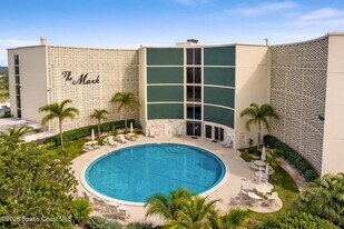 4850 Ocean Beach Blvd in Cocoa Beach, FL - Building Photo