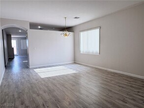 1716 Stonefield St in Las Vegas, NV - Building Photo - Building Photo