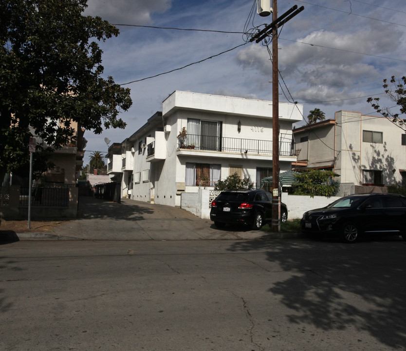 4115 Sunset Dr in Los Angeles, CA - Foto de edificio