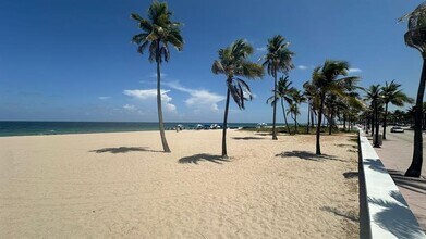 625 Antioch Ave in Fort Lauderdale, FL - Foto de edificio - Building Photo