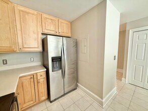 510 Glenwood Ave in Raleigh, NC - Building Photo - Building Photo