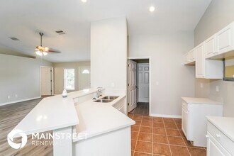 4200 Polynesia Rd in North Port, FL - Building Photo - Building Photo