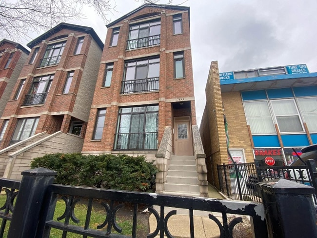 property at 7153 W Irving Park Rd