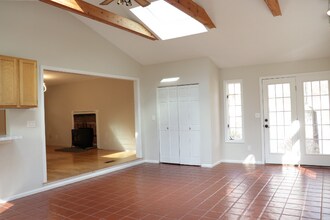 35 Highpoint Rd in Woodbury, CT - Building Photo - Building Photo