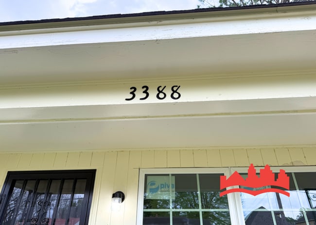 3388 Charlotte Rd in Memphis, TN - Building Photo - Building Photo