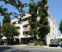 West Knoll Apartments in West Hollywood, CA - Building Photo - Building Photo