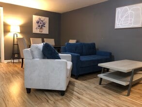 8 Battery Dr in Rossville, GA - Building Photo - Building Photo