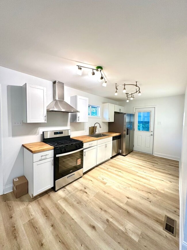 property at 531 Pennview Dr