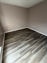 4506 Laplace St in Metairie, LA - Foto de edificio - Building Photo