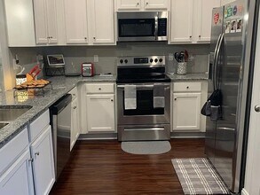 2347 Castle Keep Way in Atlanta, GA - Building Photo - Building Photo