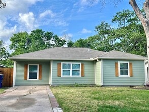 1010 15th Ave N in Texas City, TX - Foto de edificio - Building Photo