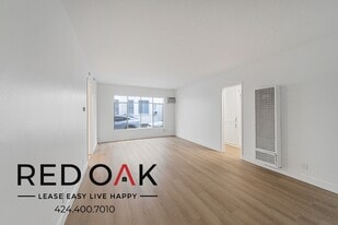 259 N Euclid Ave, Unit 16 in Pasadena, CA - Building Photo