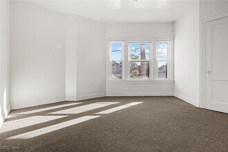 15300 Waterloo Rd in Cleveland, OH - Building Photo - Building Photo