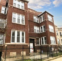 6031 S Eberhart Ave in Chicago, IL - Building Photo