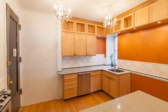 127 W 82 St in New York, NY - Building Photo - Building Photo