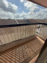 2170 W 60th St in Hialeah, FL - Building Photo - Building Photo