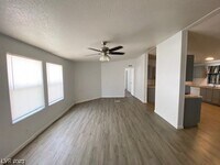 91 Gemini Dr photo'