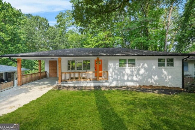 2430 Hanford Dr SW in Atlanta, GA - Building Photo - Building Photo