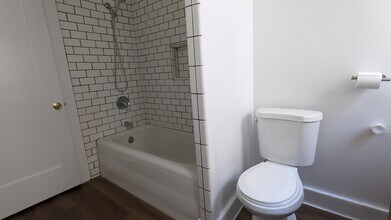 1263 S Plymouth Blvd, Unit 1263.5 in Los Angeles, CA - Building Photo - Building Photo