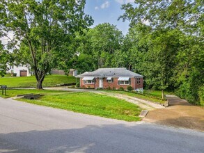 3310 Glencliff Rd in Nashville, TN - Building Photo - Building Photo