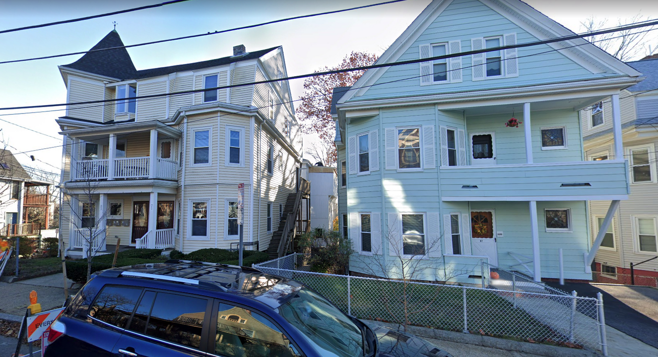 73 Hall Ave, Unit 1 in Somerville, MA - Foto de edificio