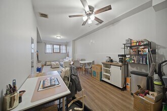 844 N Wood St in Chicago, IL - Building Photo - Building Photo