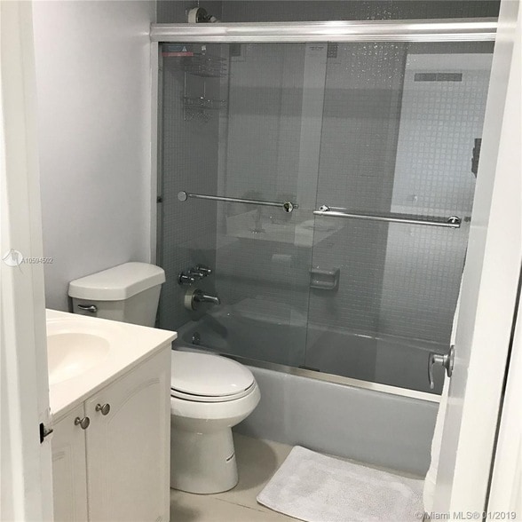 3801 S Ocean Dr, Unit 10V in Hollywood, FL - Foto de edificio - Building Photo