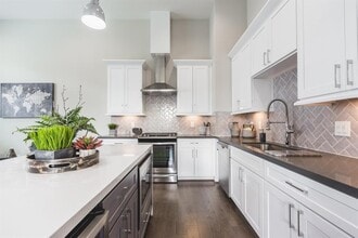 2149 Hoskins Dr in Houston, TX - Foto de edificio - Building Photo