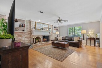 2828 S Logrun Cir in Spring, TX - Building Photo - Building Photo