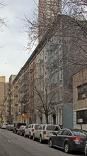 417 East 87 Street in New York, NY - Foto de edificio - Building Photo