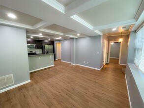 2637 Twin Oaks Dr NW in Marietta, GA - Building Photo - Building Photo