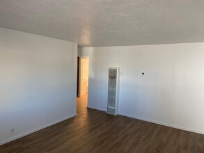 1620 Carlisle Blvd NE in Albuquerque, NM - Building Photo - Building Photo