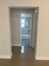 1281 NW 60th St in Miami, FL - Building Photo - Building Photo