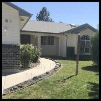 2263 E Clarene St in Meridian, ID - Building Photo