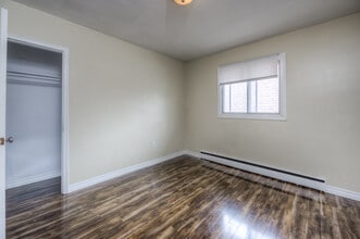 75 Highland Rd E in Kitchener, ON - Building Photo - Building Photo